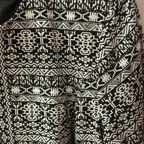 CJ Banks black and white Jacket, size 2X, tapestry design - Picture 2 of 8